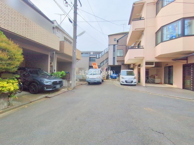 杉並区高井戸東4丁目 限定1棟の前面道路含む現地写真
