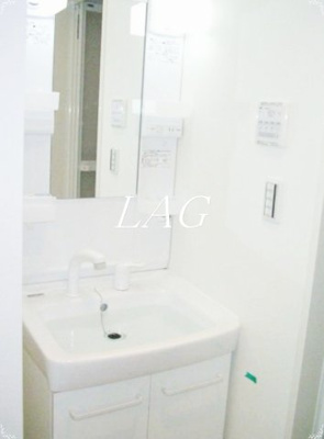 【洗面所】 | クレール北千住 | 独立洗面台です。