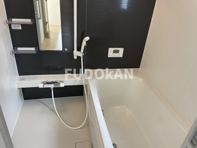 【浴室】 | 山辺町山辺第12【新築建売】2号棟 | 広々浴室は、ゆったりとくつろいで疲れを癒す空間です。