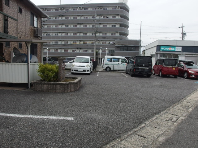 フェリシーダの駐車場