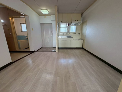 【居間・リビング】 | ハイツ米屋