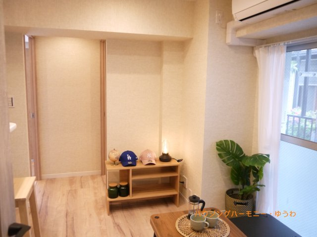 【洋室】 | セビアンメゾン小茂根 | ワークスペースとしても利用可能です。