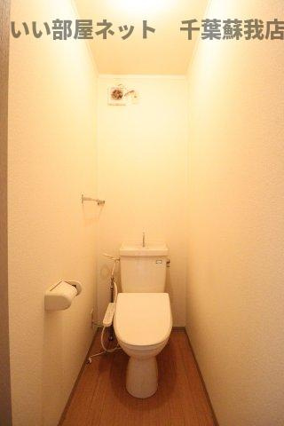 グリーンパーク白旗　Ａのトイレ|落ち着いた色調のトイレです