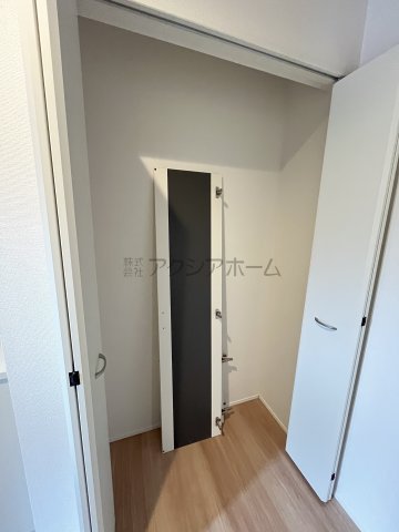 入間市大字下藤沢・全2棟　新築一戸建　1号棟の収納|玄関収納