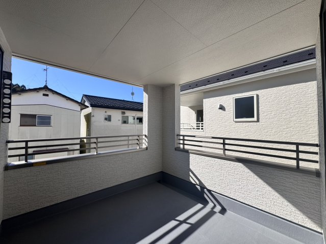 勿来町関田西　全２棟-２号棟のバルコニー