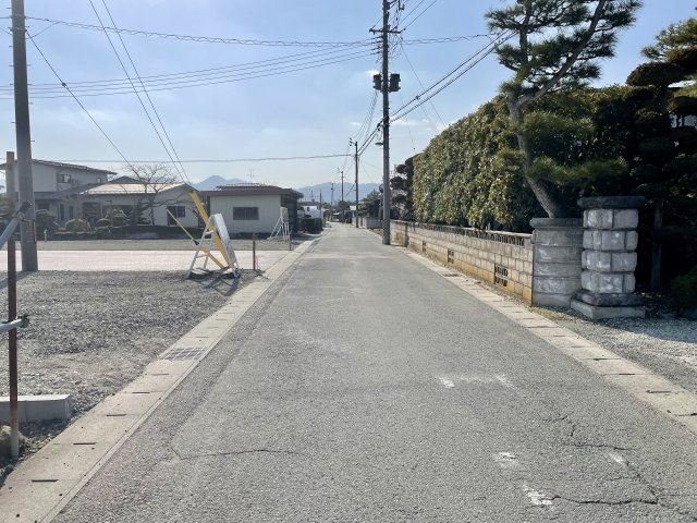 【前面道路含む現地写真】 | 【全6区画分譲地】　山形市東志戸田