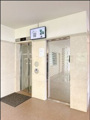 【エントランス】