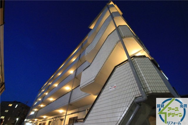 グランデージ明西の外観