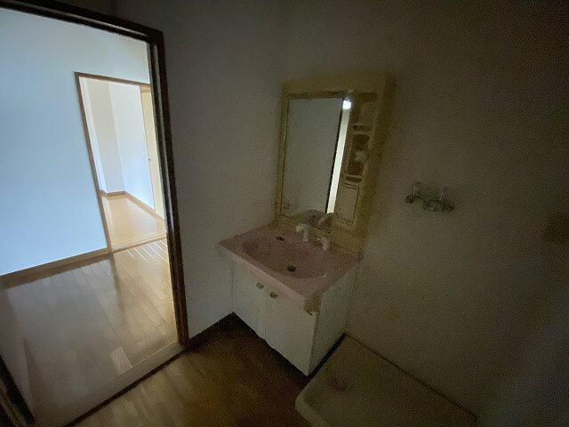 ジョイフルMTの洗面所