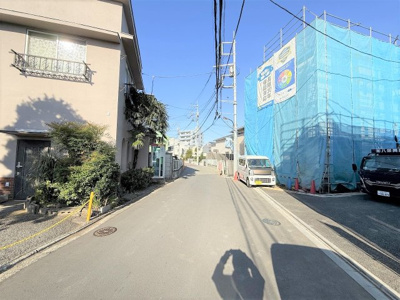 【外観】 | 【諸費用２５０万円ＯＦＦ！！】■喜多見駅１０分■住宅性能評価７項目で最高評価 | 【諸費用２５０万円ＯＦＦです！！】
■喜多見駅１０分
■住宅性能評価７項目で最高評価
■ＺＥＨ水準住宅
■省エネ性能ラベル
■３０年保証