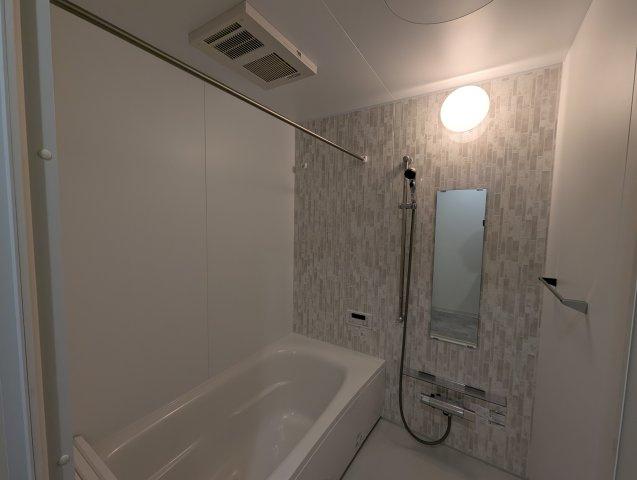 ユアメゾン下加茂の浴室