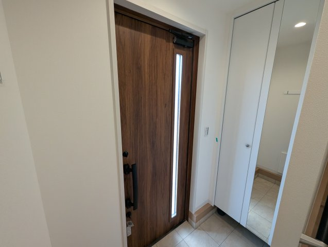 ユアメゾン下加茂の玄関