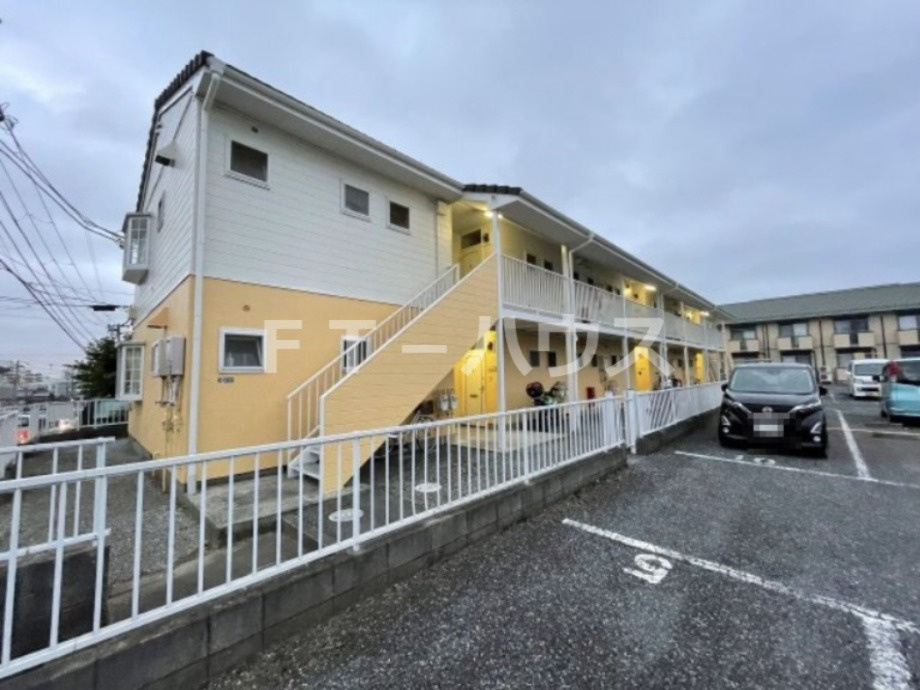 エム・アール・ハイツ