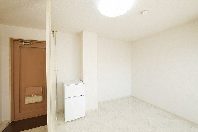 ウィン長居西の居間・リビング