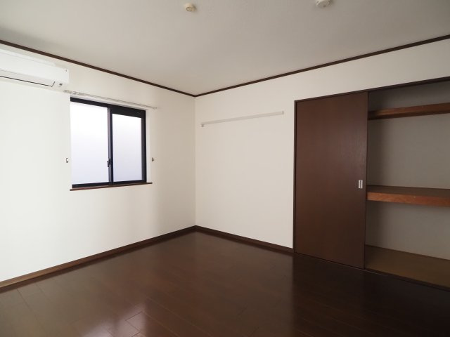 【寝室】 | Residence広尾