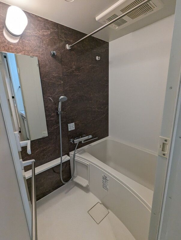 フィリップ大島の浴室