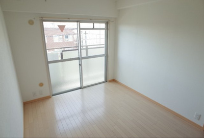 【居間・リビング】 | ドミール東灘