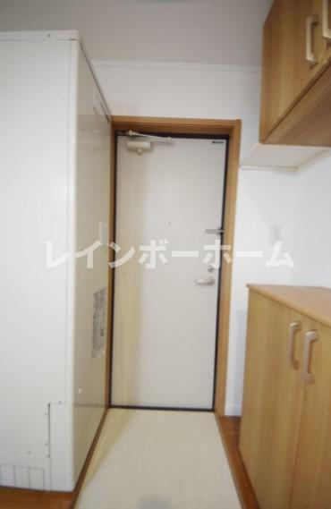 ランドヴィル千住柳町の玄関