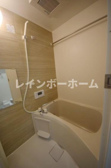 ランドヴィル千住柳町の浴室