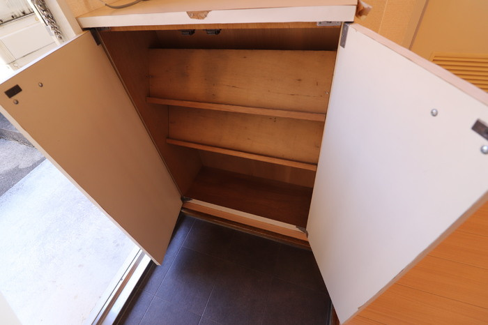 ドミトリー中浦和の収納|シューズボックス