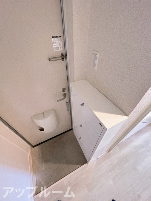 ピノ・ノワール新守山の玄関