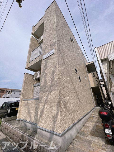 ピノ・ノワール新守山の外観