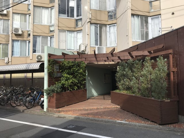 グリーンハウスＮｏ２のエントランス
