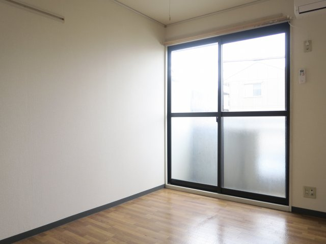 アイビーコートの居間・リビング