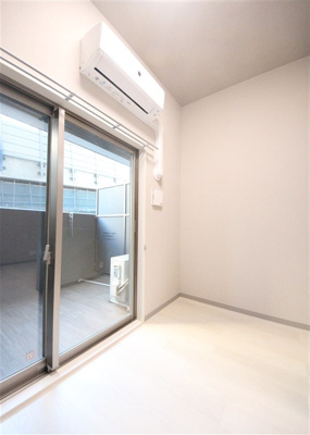 【洋室】 | リヴェント難波サウス