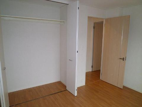 津島京町戸建ての居間・リビング|室内