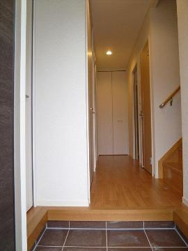 津島京町戸建ての玄関|玄関