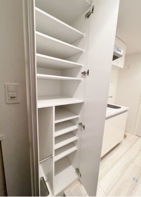 【玄関】 | レアライズ立川AZ