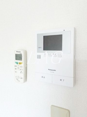 【セキュリティ】 | ＥＶＡＮＳ都立大 | モニター付インターホンです。