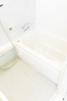 【浴室】 | フレグランス上目黒 | お風呂です。