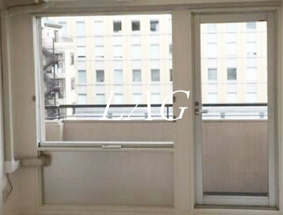 【バルコニー】 | 東新橋ビル | バルコニーです。