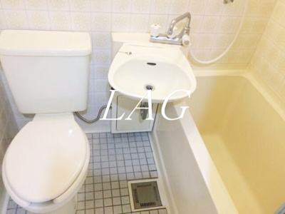 【浴室】 | 東新橋ビル | お風呂です。