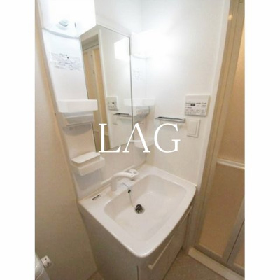 【洗面所】 | ＧＥＮＯＶＩＡお花茶屋ｓｋｙｇａｒｄｅｎ | 洗面台です。