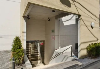 【エントランス】 | エムエムエス イースト