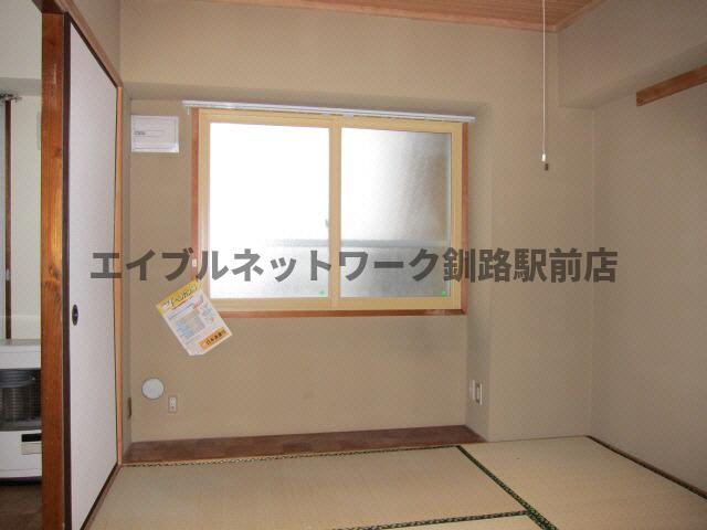 大栄マンション鶴ヶ岱の和室