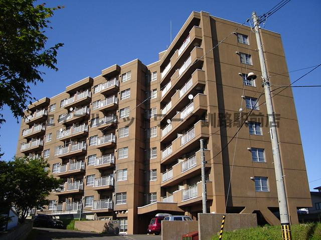 大栄マンション鶴ヶ岱の外観