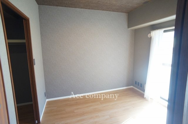 【寝室】 | メロディーハイム清水谷 | 【洋室4.6帖】