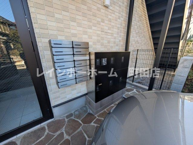 アザーレ・ディオン相模大野※初期費用分割あと払いサービス利用可能物件のエントランス