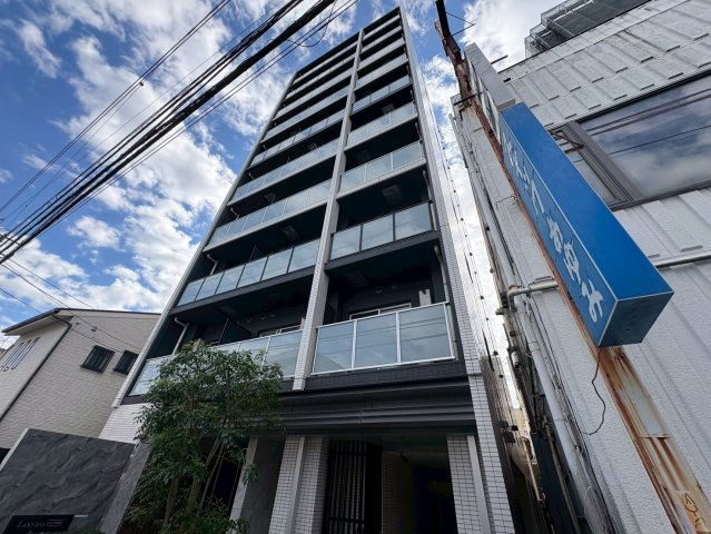 ラクラス下総中山の外観