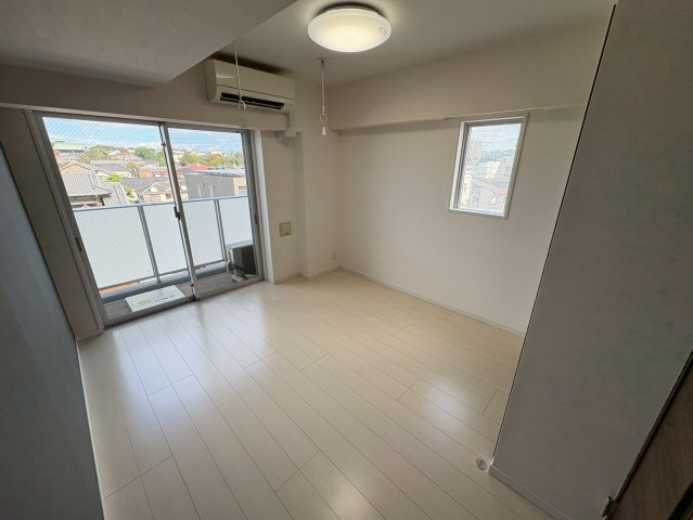 ラクラス下総中山の居間・リビング