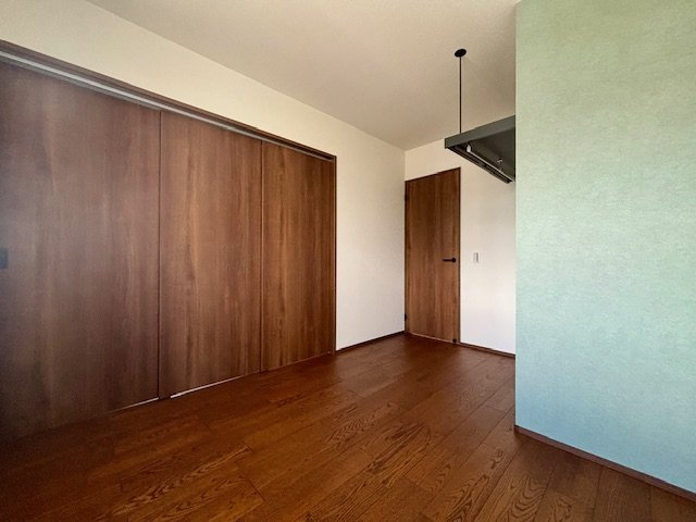 久留米市津福今町　10号地の洋室