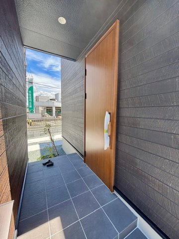 久留米市津福今町　10号地の玄関