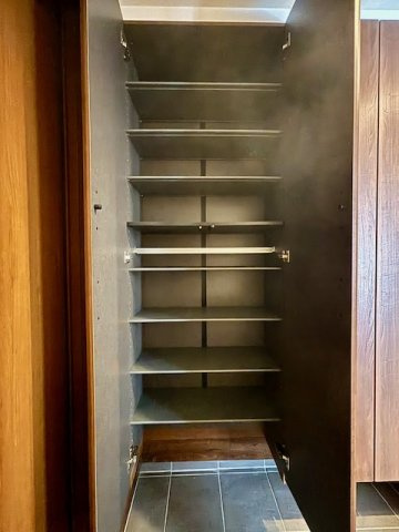 久留米市津福今町　10号地の収納|シューズボックスも大容量♪