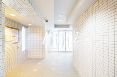 【エントランス】 | ガラ・ステージ中野 | エントランスです。