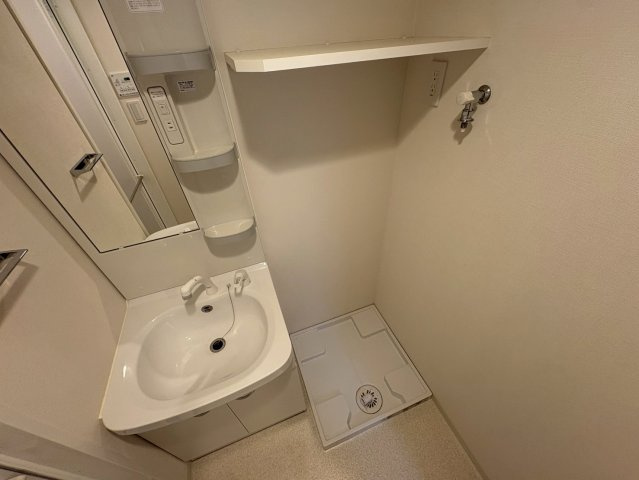 ラクラス下総中山の洗面所