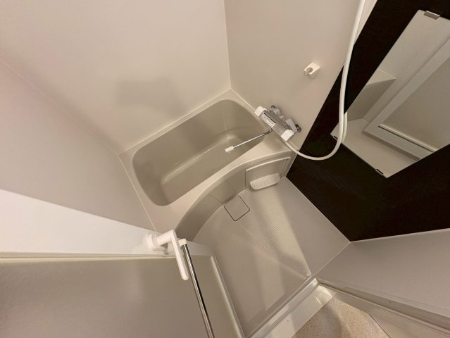 ラクラス下総中山の浴室